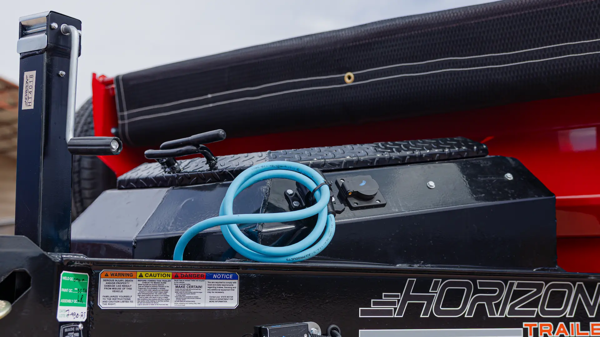horizon trailers img